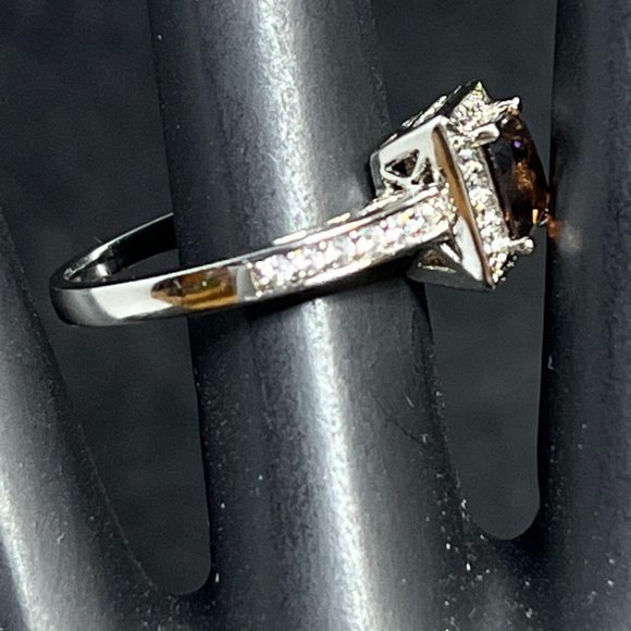 Sterling Silver With Brown Glass And Clear Cz Ring Sz 8 1/2 (R282) - Picture 3 of 6